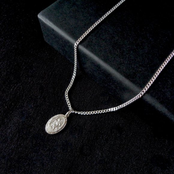 St Christopher Necklace Sterling Silver Protection Pendant Curb Chain 925 ITALY - Picture 1 of 6